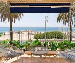 Apartamento Primera Linea de Mar con Espectaculares Vistas Sant Pol de Mar Spain