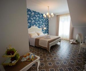 Sui Generis Luxury Rooms Tropea Italy