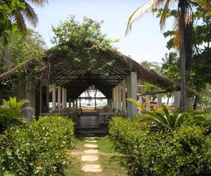 MAR SERENO Recinto Natural Casa Museo MERY LORA de CIFUENTES Condominio de Cabañas frente al MAR Covenas Colombia