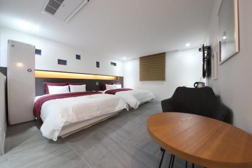 Hotel Photo 12