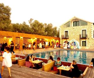 Victoria Hotel and Lounge Foca Turkey