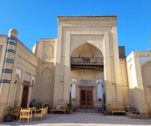 madrasah Polvon-Qori boutique Chiwa Uzbekistan