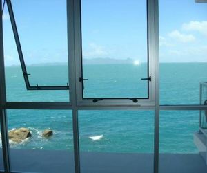 Best at Bright Point Absolute Waterfront 4 bedroom apartment Magnetic Island Australia