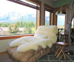 Fenwick Vacation Rental Glorious Mountain 2 Bedroom Canmore Canada