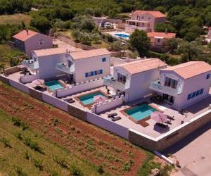 Family friendly house with a swimming pool Vrh (Krk) - 17756 Salatic Croatia
