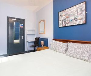 Russell Scott Hostels Sheffield United Kingdom