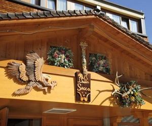 Hotel Dalla Serra Mezzana Italy