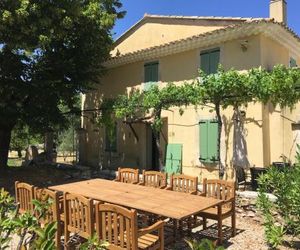 Gîte Tilleul - Bastide Casa mira - domaine d Esclatesang Apt France