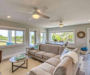 Barefoot Hideaway Family Beachfront Retreat Crescent Beach United States