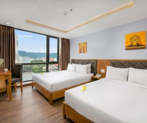 LA Beach Hotel Da Nang Vietnam