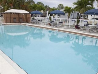 Hotel pic Club Naples RV Resort