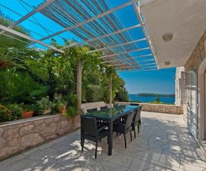 Holiday Home Ivanino Lozica Croatia