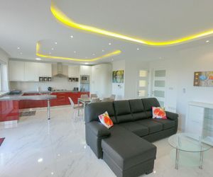 G1 Luxury Penthouse close to Golden Bay Wardija Republic of Malta