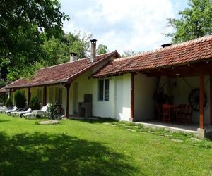Roden Dom Holiday Home Apriltsi Bulgaria