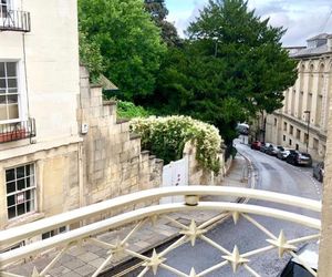 Lansdown Slope Townhouse - Elegant 4 Bedrooms near Assembly Rooms Bath United Kingdom