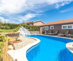 House Tomas with Pool near Pula Marcana Croatia