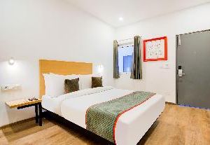 OYO TOWNHOUSE 191 Johnsonganj Allahabad India