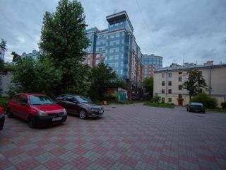 White Night Apartment