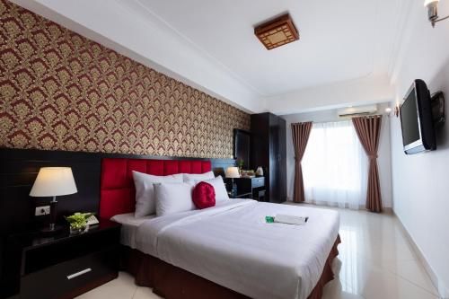 Hanoi Amore Hotel & Travel