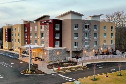 Photo of TownePlace Suites by Marriott Clinton
