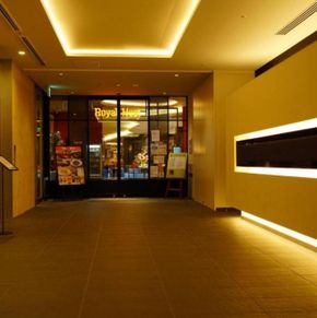 NearBy Hotel