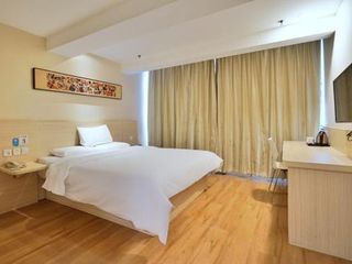 Фото отеля JI Hotel (Chengdu Wuhou New City)