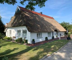 Traumhaus am Weserstrand Harrierwurp Germany