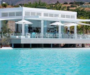 AL-401 Apartment in Alcazaba Lagoon Estepona Spain