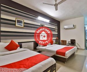 OYO 1765 Hotel Neelkanth Residency Nava Vadaj India