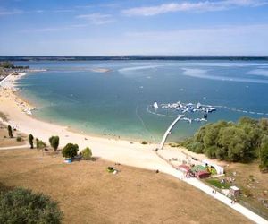 Glamping Lac dOrient Mesnil France