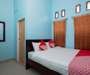 OYO 1235 Tona Residence Medan Indonesia