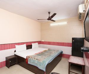 SPOT ON 40934 New Ahuja Guest House Moradabad India
