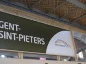 3 person room between station Ghent St Pieters & Expo Ghent Gent Belgium