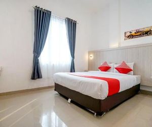 OYO 1299 Max To U Hotel Palembang Indonesia