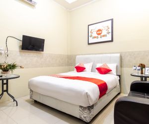 Oyo 1349 Green Elite Syariah Medan Indonesia