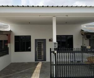 Mersing little homestay (Taman Tun Dr Ismail) Mersing Malaysia