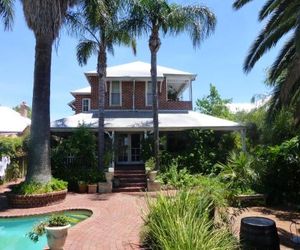 Lakeside Bed & Breakfast Perth Australia