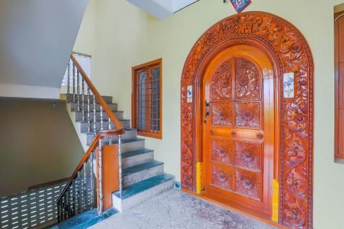 Vaccinated Staff- OYO 78184 Two BHK Compact Home In Mudhaliarpet