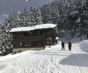 Kamoshika Ski Lodge Nozawaonsen-mura Japan