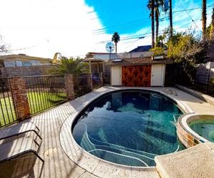 Newer Ranch with Pool and Hot Tub near the Strip and Freemont street. North Las Vegas United States