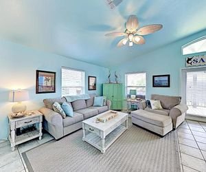 New Listing! Coastal Gem On Stilts W/ Deck & Grill Home Rockport United States