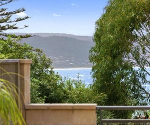 APARTMENT 23 PACIFIC APARTMENTS - sit on the deck and soak in the view Lorne Australia