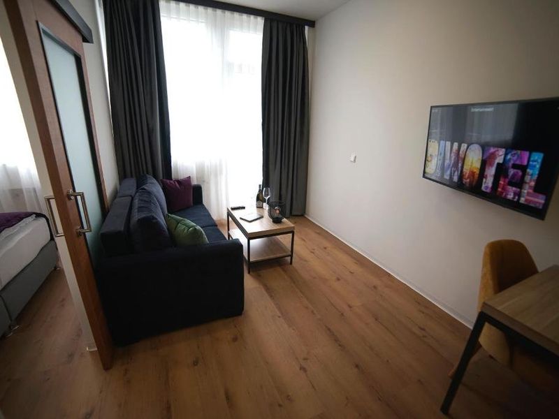 Hotel Photo 8
