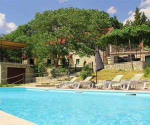 Nice home in Otok w/ Outdoor swimming pool, Outdoor swimming pool and 4 Bedrooms Trilj Croatia