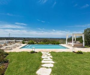 Villa Elaion Salve Italy