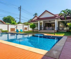 Villa Status Nai Harn Thailand