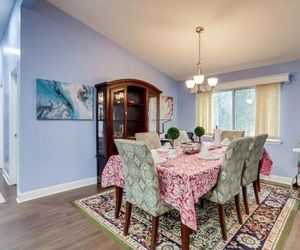 Escape to our cozy 3 Bed Rm 2 Bath Unit in Alexandria VA Alexandria United States