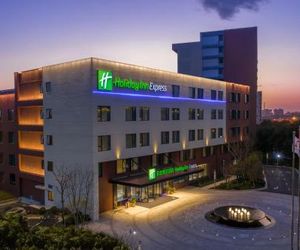 Holiday Inn Express Shanghai Kangqiao Chou-pu China