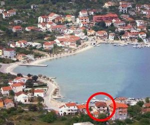 Apartments by the sea Vinisce (Trogir) - 16860 Vinisce Croatia