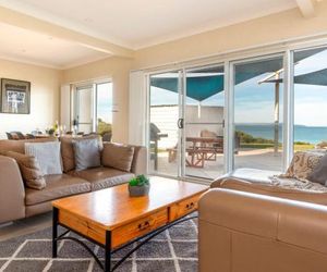 Mamorhomy - beachfront spacious apartment Woollamia Australia